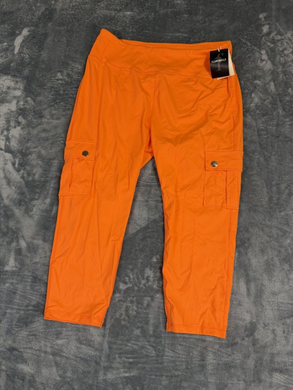 Flamingals Womens Orange Athletic Cargo Capri Pants 2XL NWT